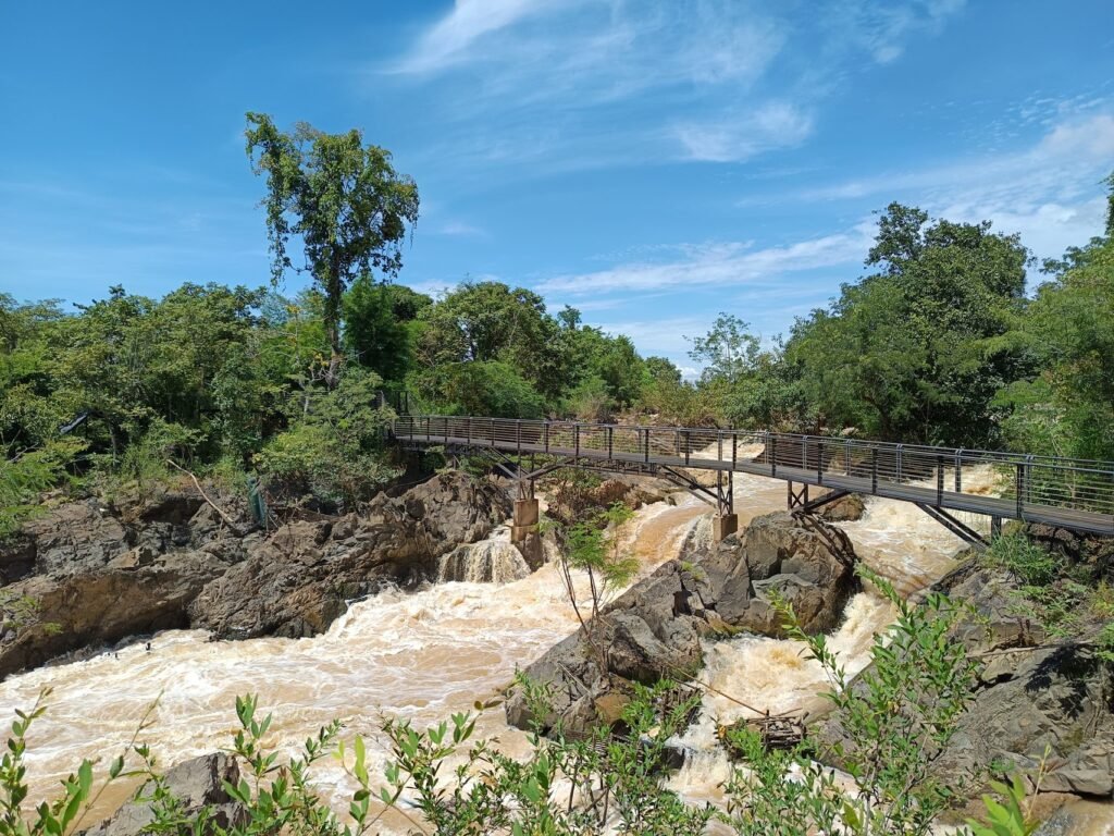 4,000 Islands & Vat Phou Temple – 2 Days / 1 Night