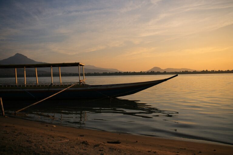 Vat Phu & Champasak Discovery – 2 Days / 1 Night