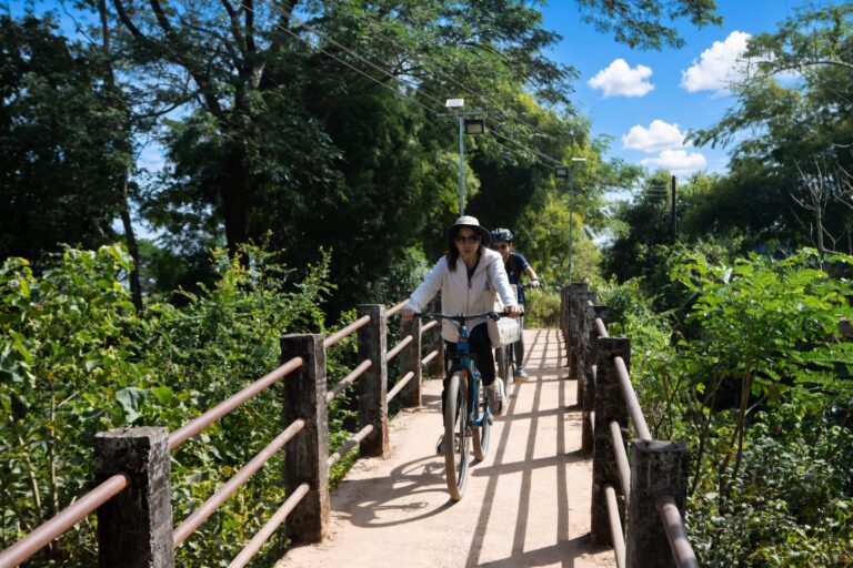 Découverte de Champasak à vélo