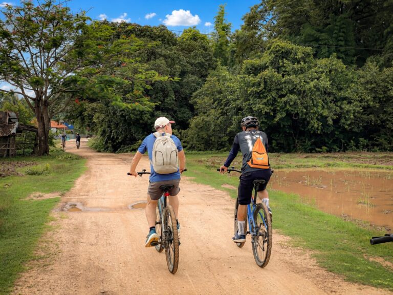 Découverte de Champasak à vélo