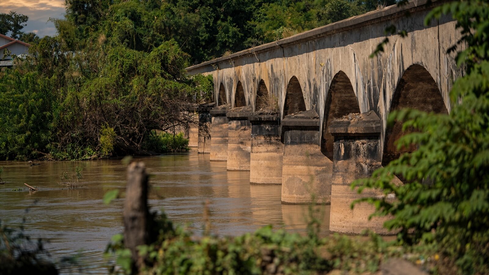 4-Day Southern Laos Escape