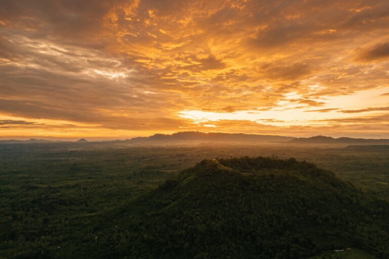 4-Day Southern Laos Escape